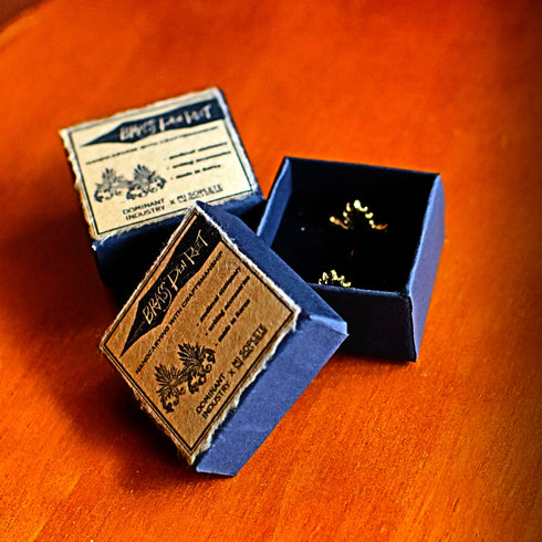 Dominant Industry BRASS PEN REST Fleur-di-Lis For Fountain Pen Pen Rest For Ink Pen Brass Pen Rest Brass Pen Holder Desk Accessories